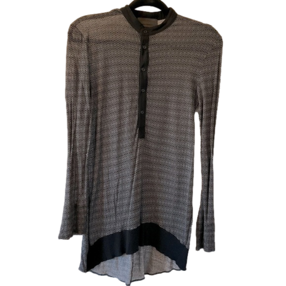 𝅺Superfine Wool Long-Sleeved Top - M - Picture 1 of 4
